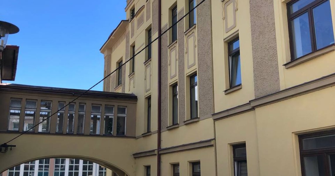 384_7529418465.jpg